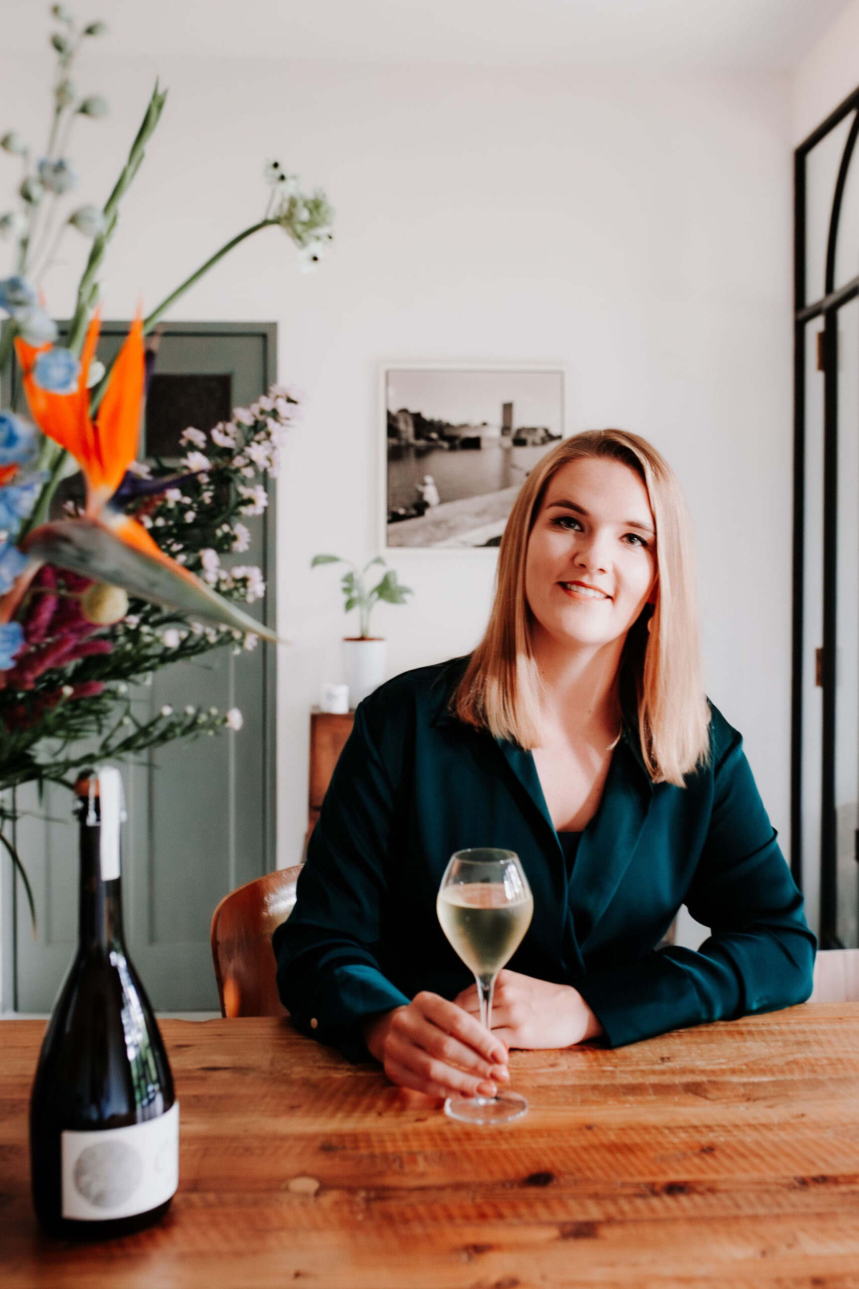 Jennifer Brink wijn aan de zaan social media beheer wijnmarketing tekstschrijver wijnblogger wijnfluencer winefluencer